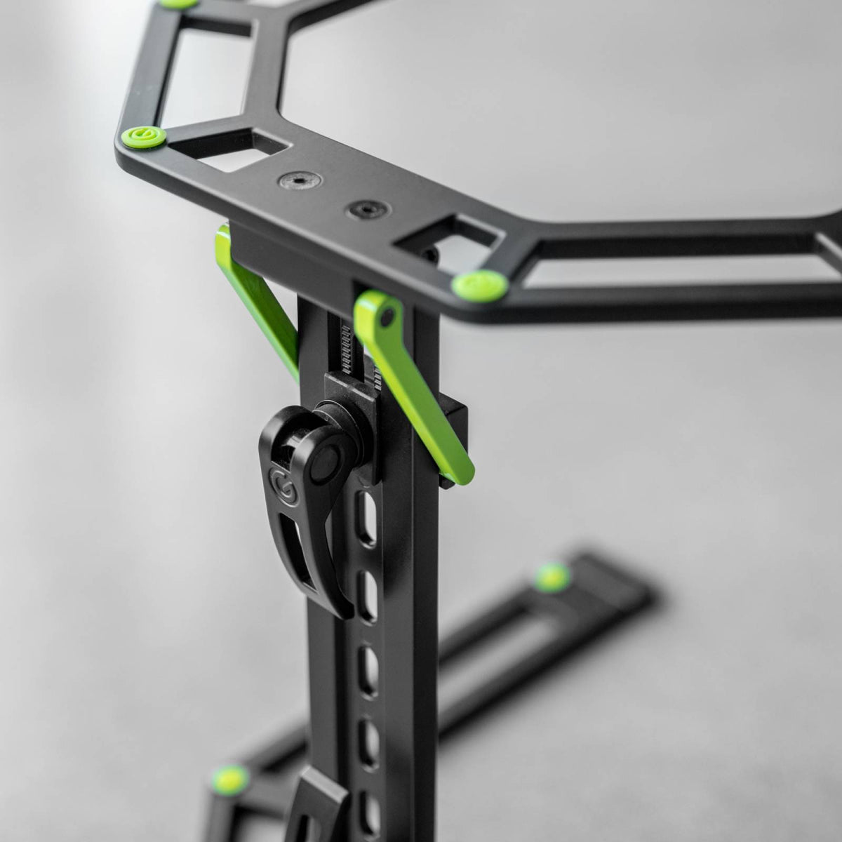 LTS 01 B SET 1 - SUPPORTO DJ (COPERTURA INCLUSA)