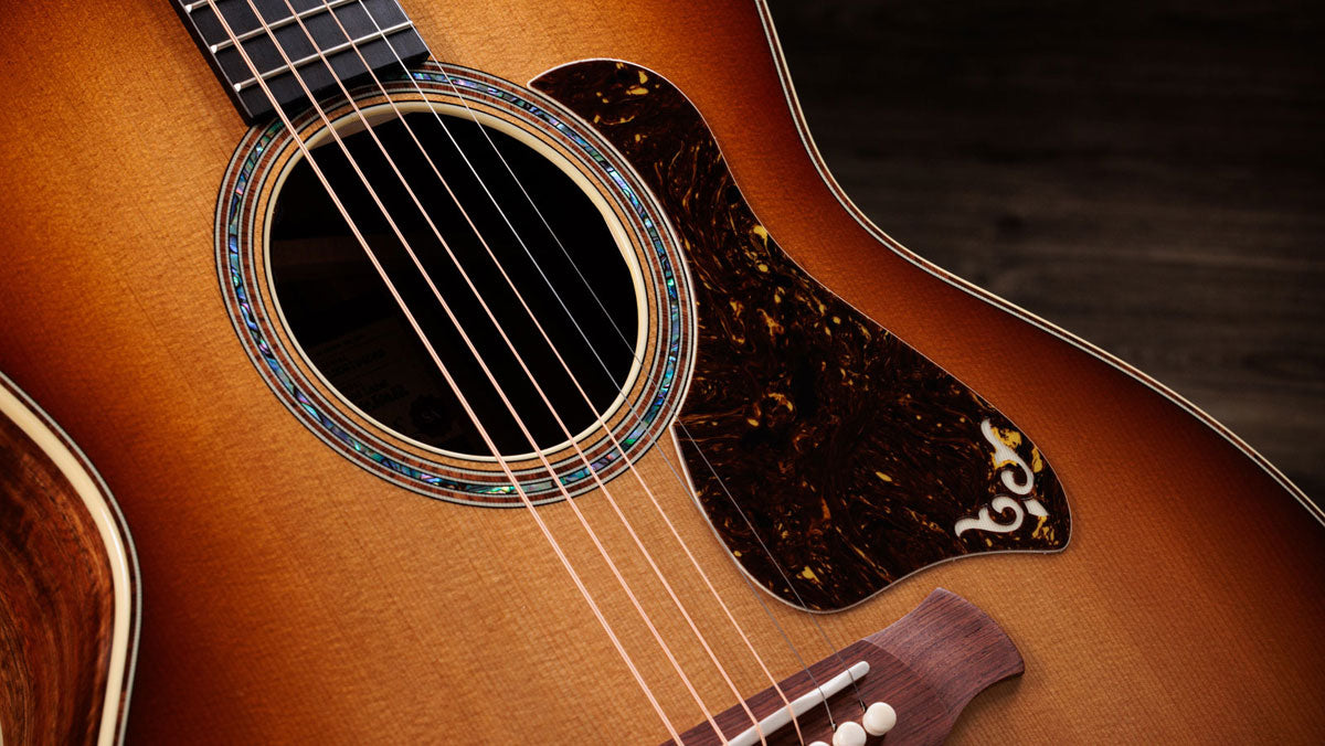 Gold Label K14e Koa hawaiano Sunburst Grand Auditorium