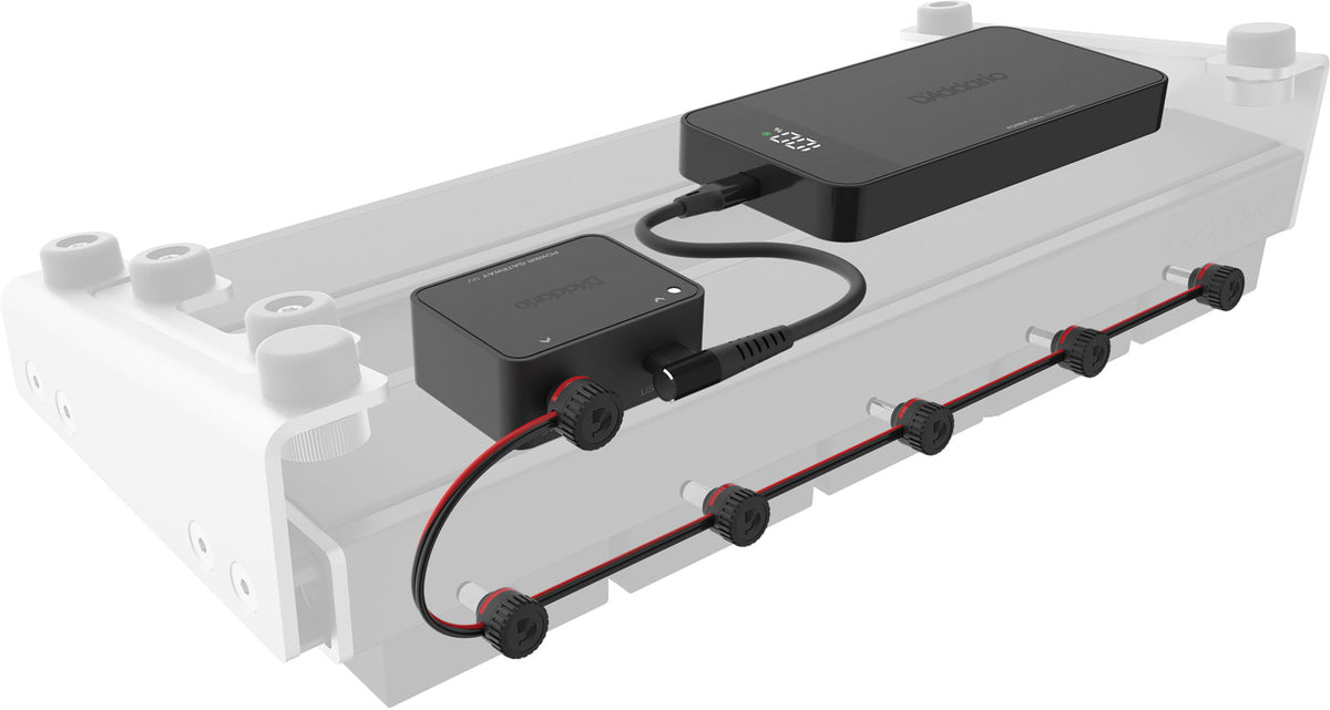 XPND Kit batteria per l'alimentazione dei pedali con spine internazionali
