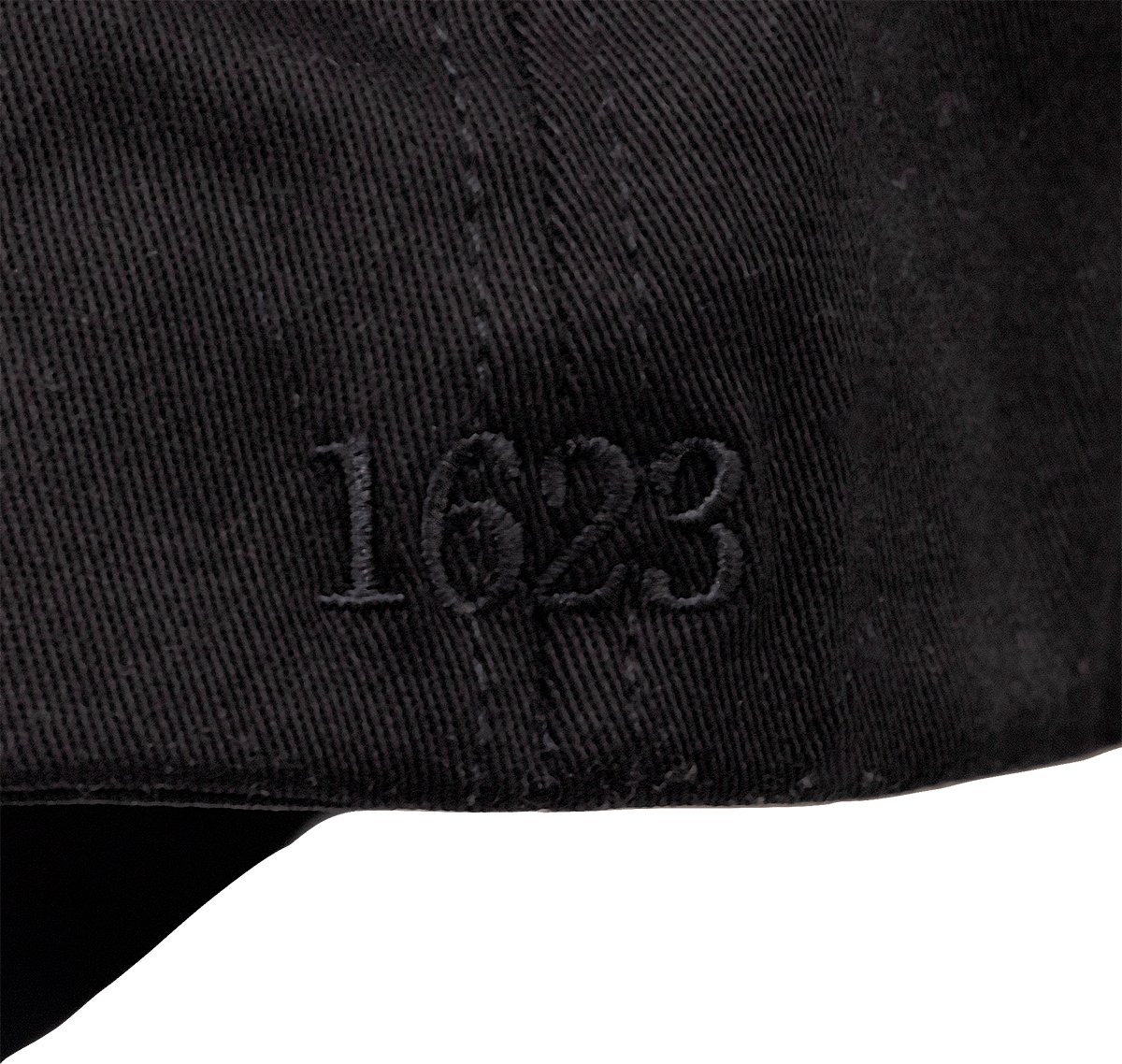 Black Cap "Stretch Fit" S/M