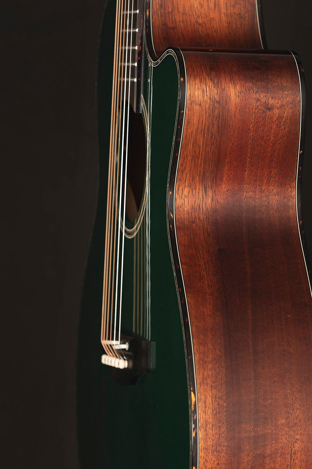 OM CW LTD 2025 VERDE ANTICO LUCIDO