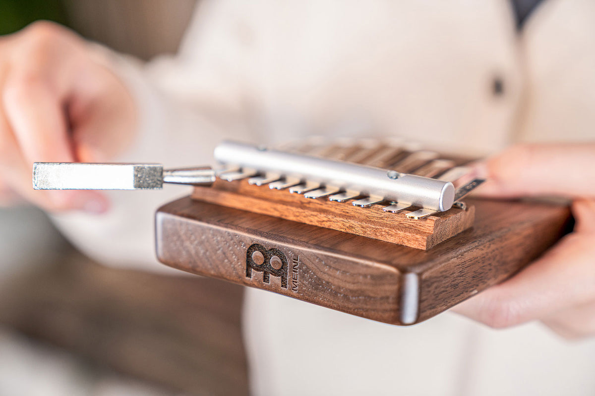 MEINL SONIC ENERGY SOLID KALIMBA 10 NOTES BLACK WALNUT TREE OF LIFE
