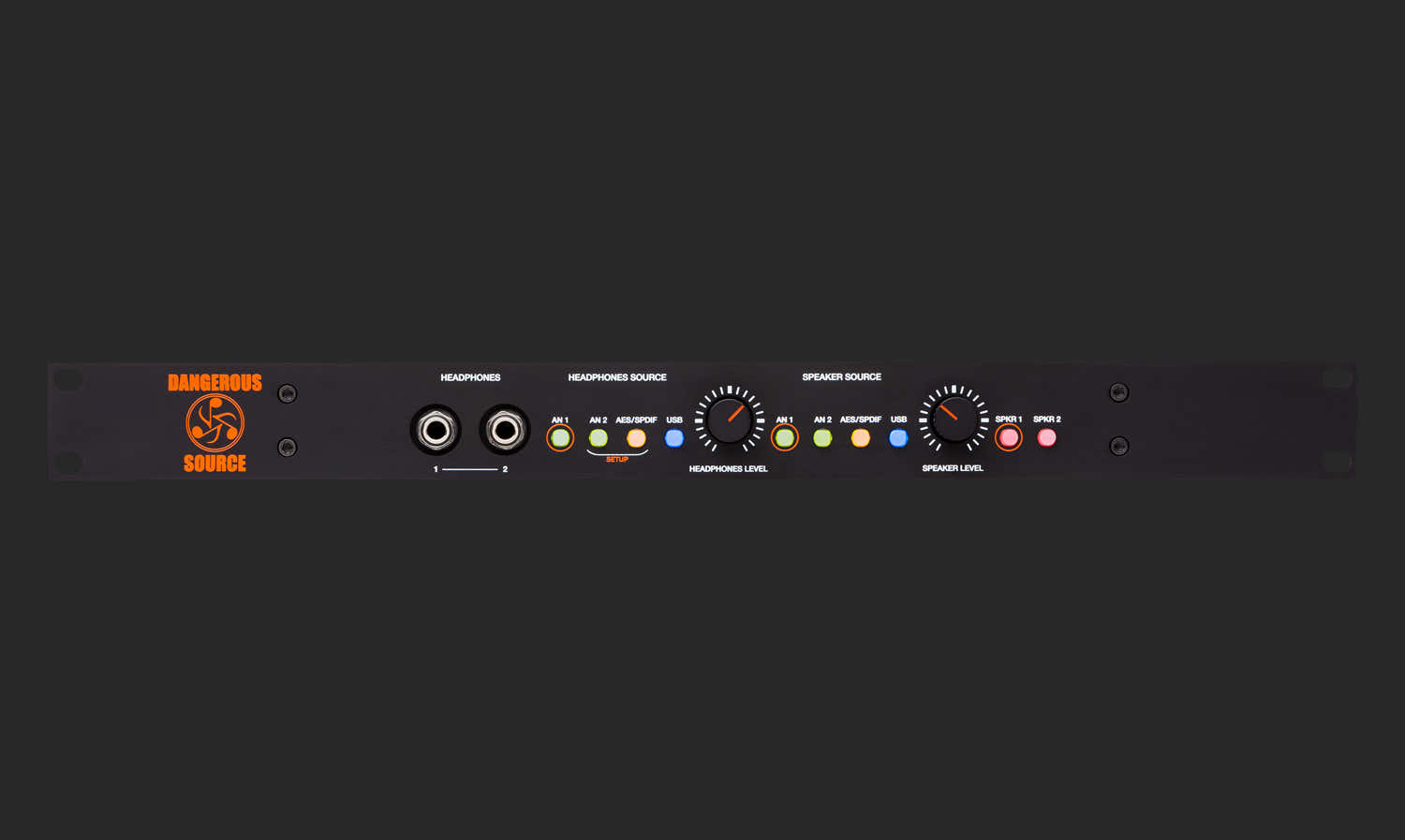 DM20 Source Kit rack