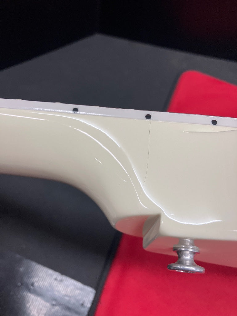 Flying V 70s Bianco classico Original STOCKB