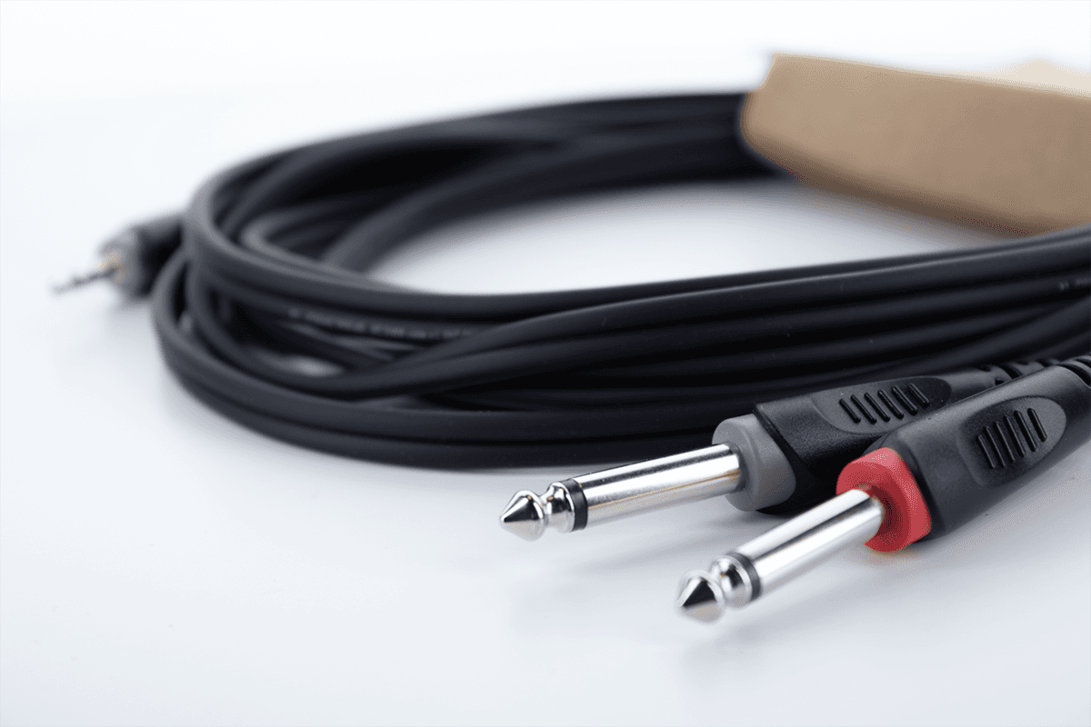 Cavo Y Sdoppiatore Mini-Jack Stereo / 2 Jack Mono 1,5 m