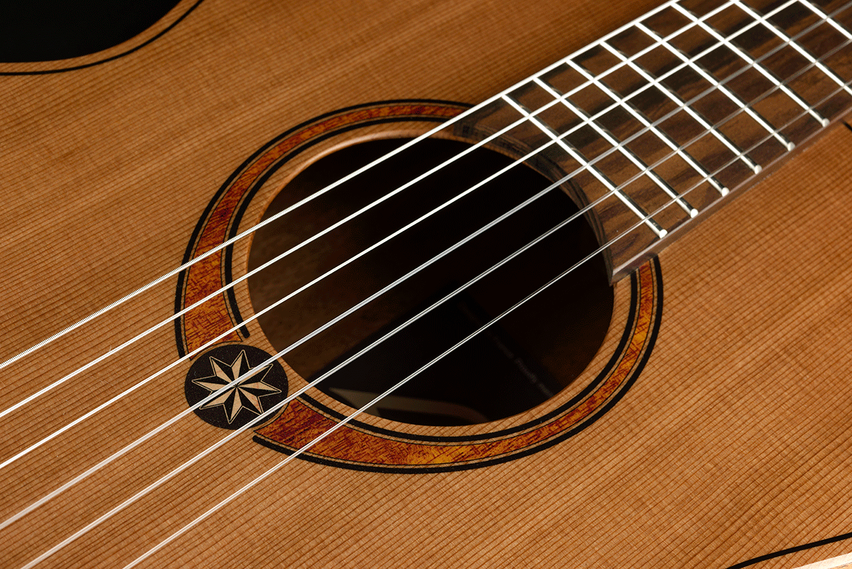 Escapade Nylon Cedro Rosso Elettroacustica