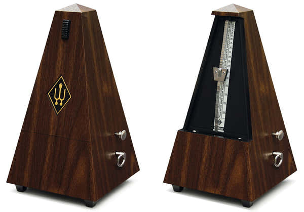 METRONOME PYRAMIDAL WALNUT VEIN 855131