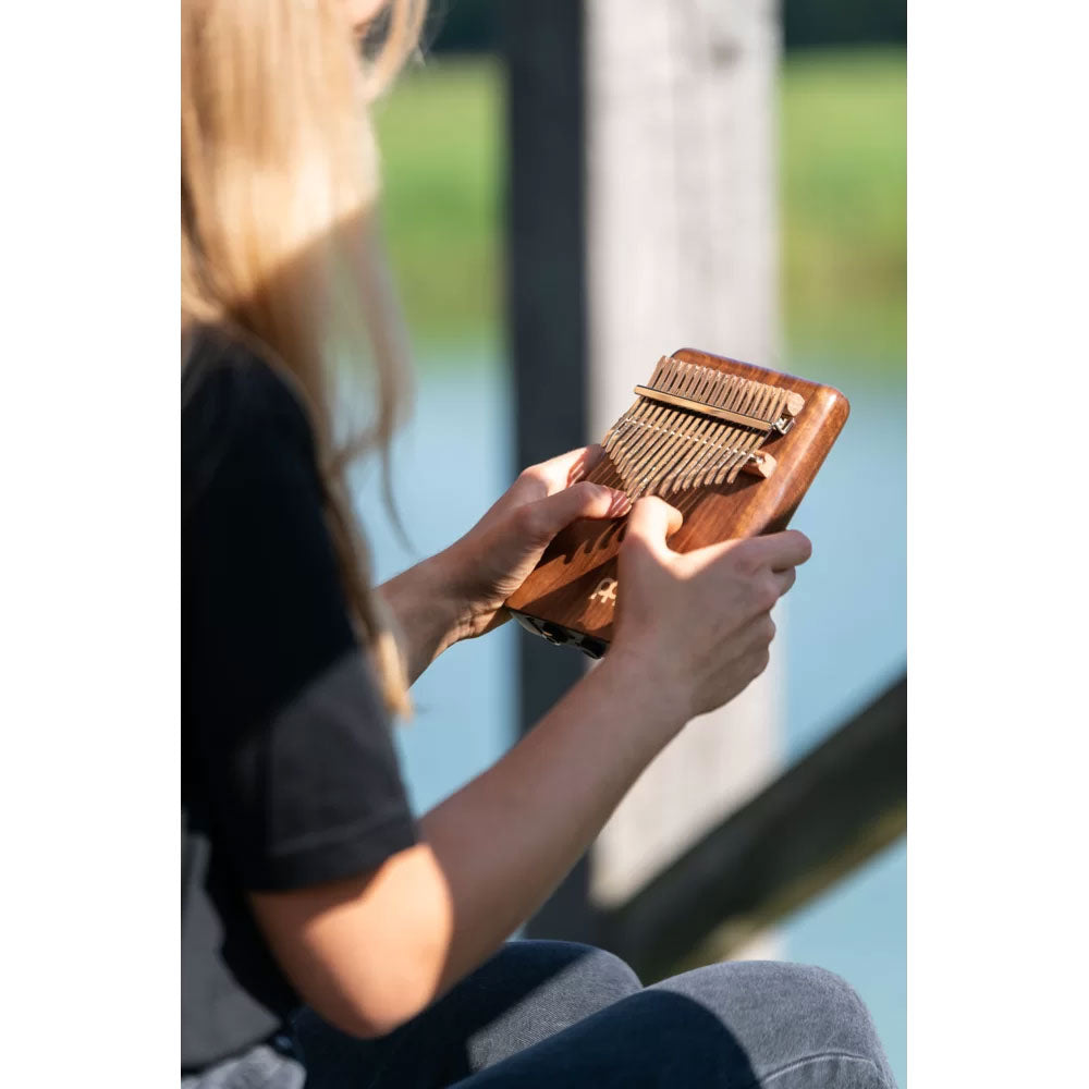 KALIMBA 17 NOTES AMERICAN WALNUT
