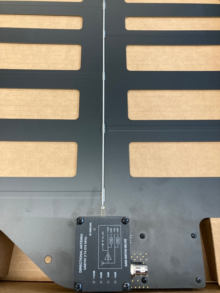 Antenna Direttiva Amplificata VHF 174-223 MHz - Stock B