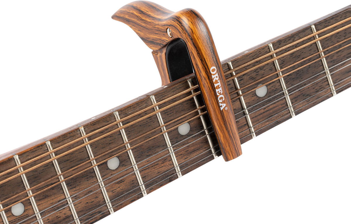 Capotasto Ortega Ukulele & Banjo Noce