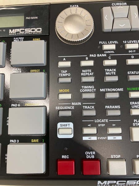Akai Professional MPC 500 - Prodotto B